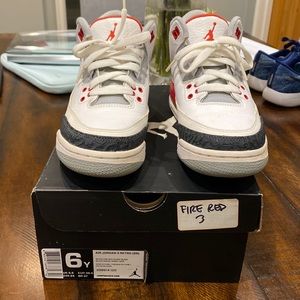 Air Jordan Retro 3 Fire Red GS Boys Size 6Y